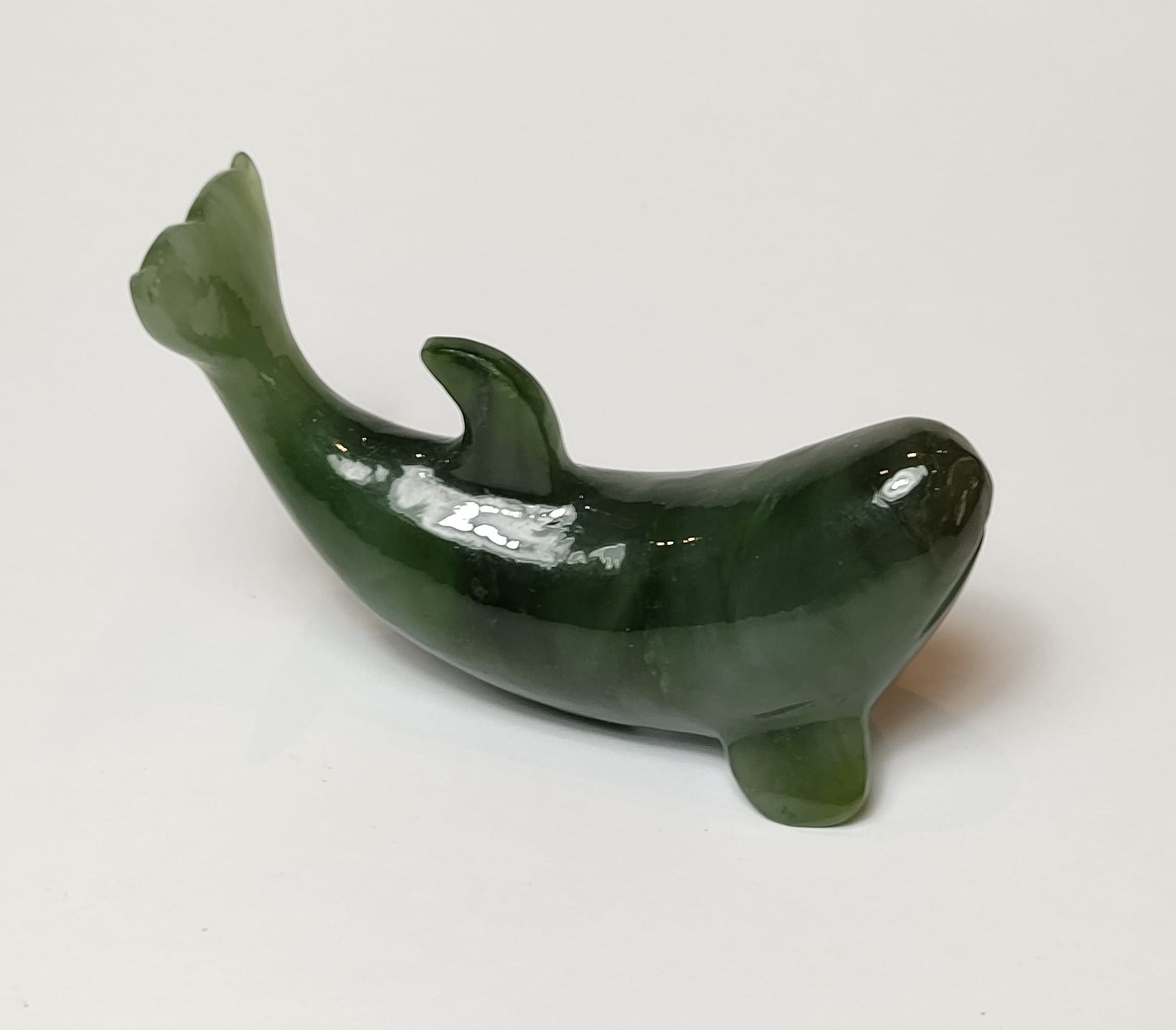 Natural Crystals: Hand Carved & Polished Jade Whale (Approx. 9x5x3.5cm ...